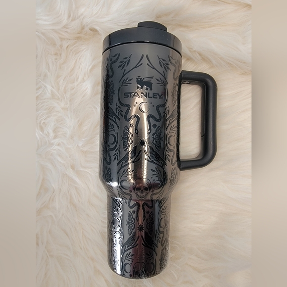 Stanley Halloween Damask LIMITED EDITION 40oz. - Picture 6 of 9